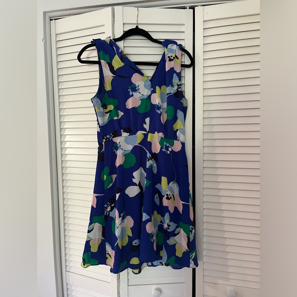 Vince Camuto Floral Dress size 6